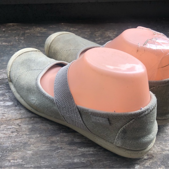 Keen Sienna Women's Tan Canvas Mary Jane Flat Shoes Size39.5/9US - Picture 11 of 13